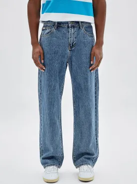 Guess Originals Mid Rise Straight Leg Bowie Denim Jeans In Medium Wash