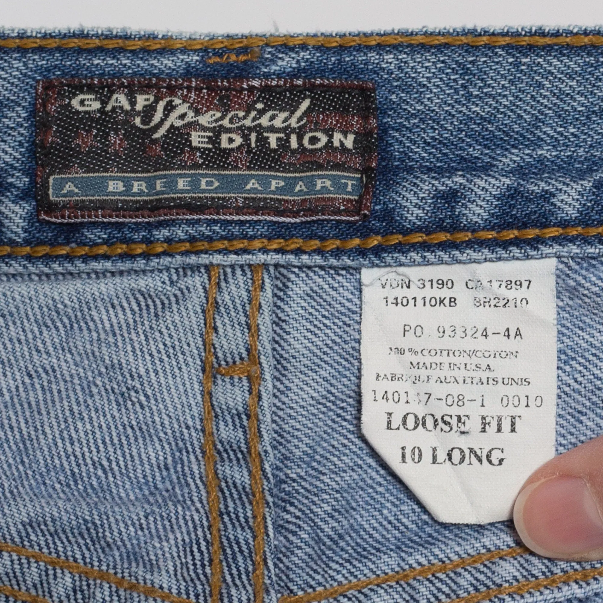 Medium 90s Gap Loose Fit Mom Jeans 30" Tall