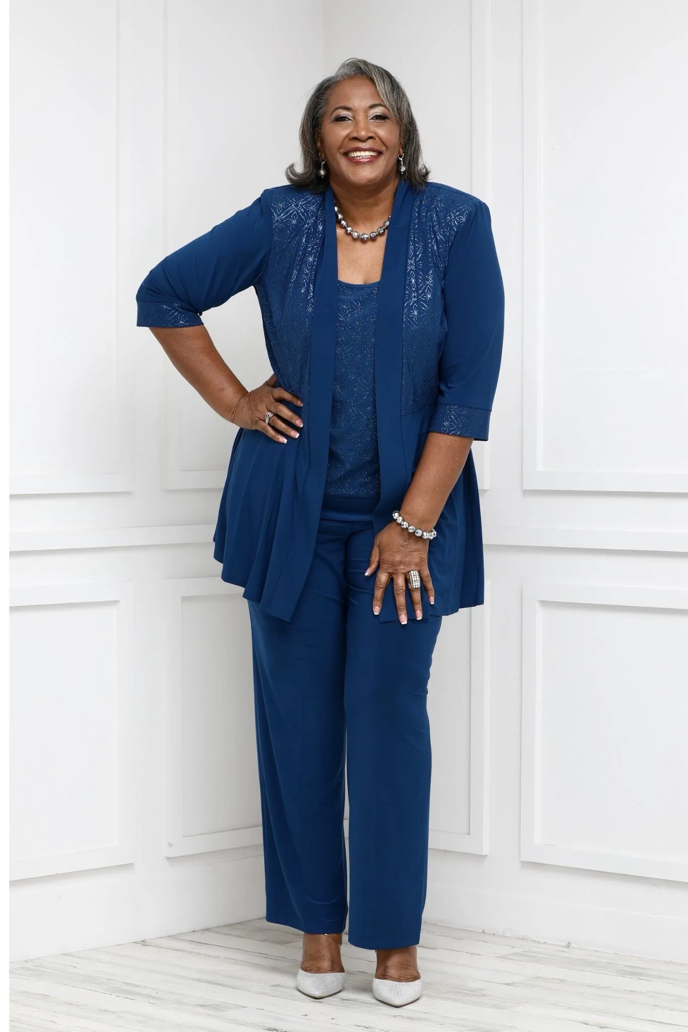 R&M Richards Women's Plus size Two-Piece Pant Suit
